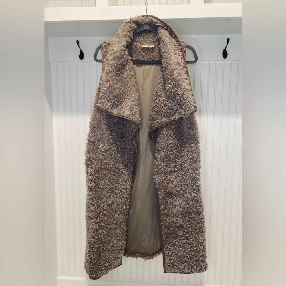 Altar’d State Beige Faux Fur Vest